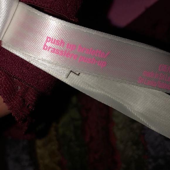 Victoria Secret - Picture 9 of 9